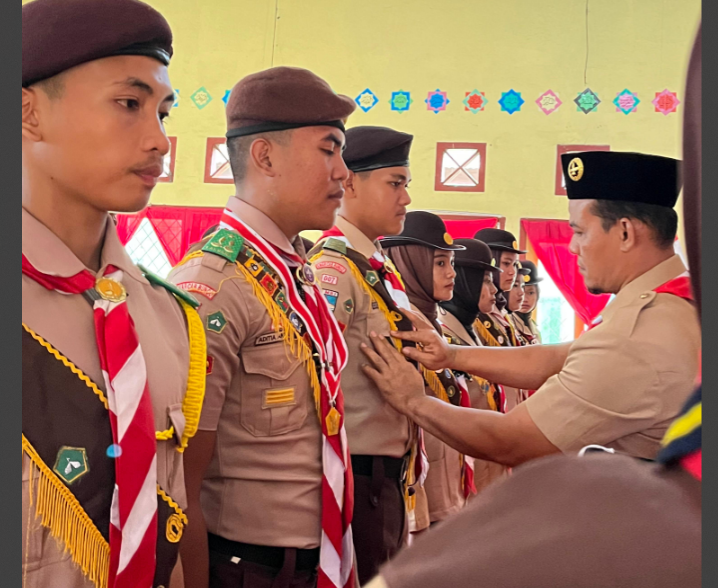 Pengukuhan Pengurus dan Anggota Pramuka Dewan Ambalan Sultan Thaha Saifuddin dan Nyi Ageng Serang