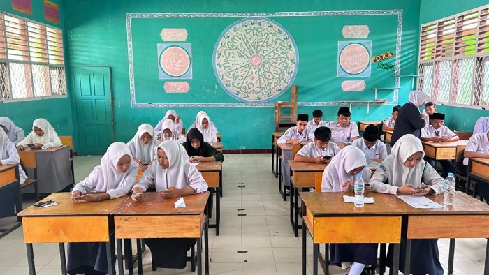 Ujian CBT PMB MAN 1 Bungo Berjalan Lancar dan Tertib Ujian CBT PMB MAN 1 Bungo Berjalan Lancar dan Tertib