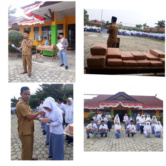 PENYERAHAN HADIAH DAN PENGHARGAAN LOMBA HUT RI KE 73 