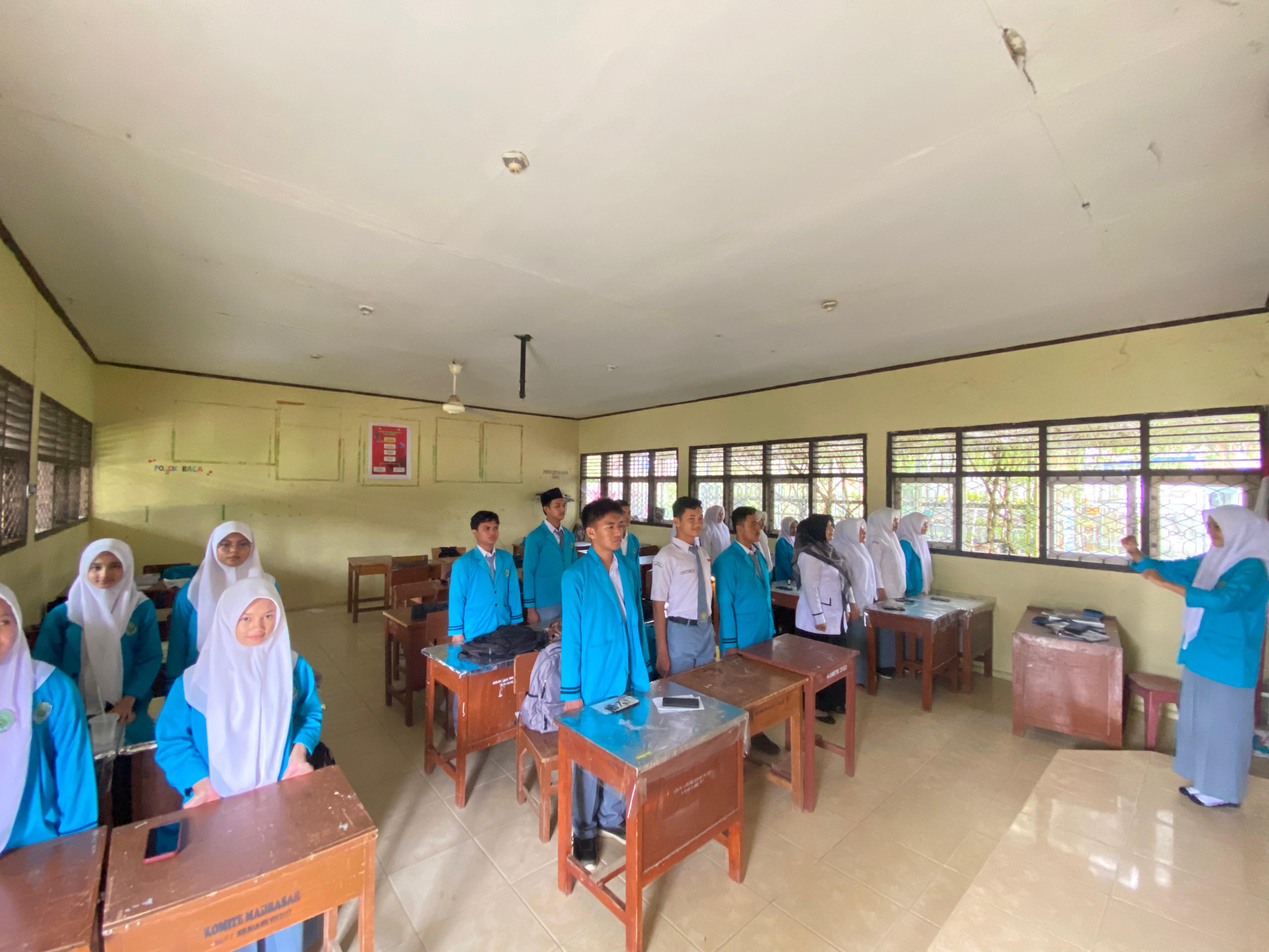 MAN 1 Bungo Plus Keterampilan Implementasikan SE Sekjen Kemenag Tentang  Memperdengarkan Lagu Indonesia Raya, pembacaan  Naskah Pancasila, dan Pembacaan Naskah Prasetya Korpri