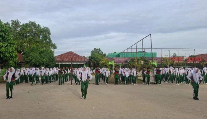 Senam Rutin Sabtu Pagi di MAN 1 Bungo Dorong Gaya Hidup Sehat