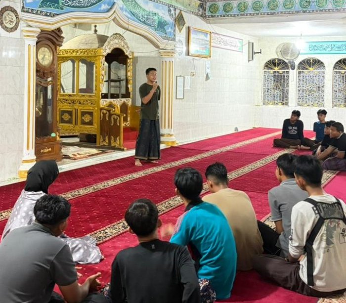 PPMD MAN 1 Bungo Semarakkan Masjid Besar Desa Bedaro dengan Salat Berjamaah dan Tausiyah