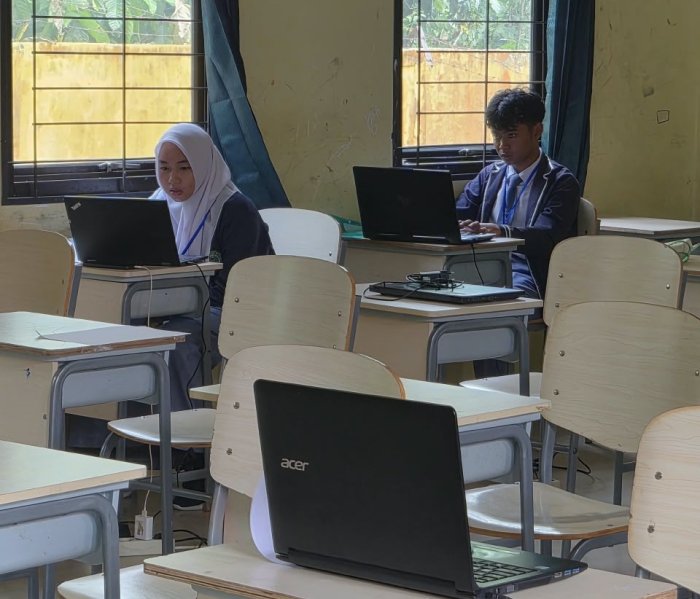 Kontingen OMI Fisika MAN 1 Bungo Semangat Ikuti Ujian OMI Tingkat Kabupaten 2026 Kontingen OMI Fisika MAN 1 Bungo Semangat Ikuti Ujian OMI Tingkat Kabupaten 2026