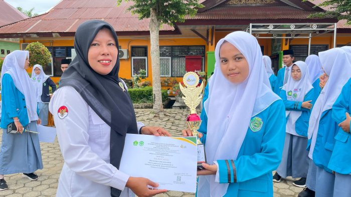 Kelas XI MIPA 1 Raih Juara Lomba Karya Ilmiah PORSENI