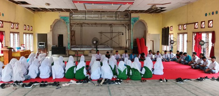OSIM dan Rohis MAN 1 Bungo Gelar Doa Bersama