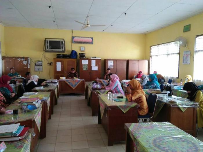 Siswa Kelas XII MAN 1 Bungo Tahun Pembelajaran 2017-2018 Lulus 99,55%