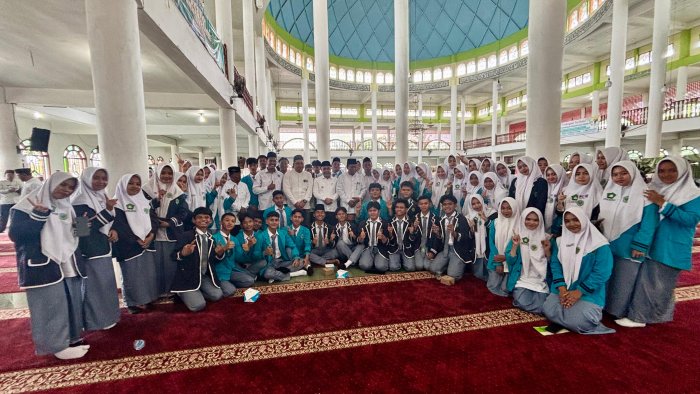 OSIM dan ROHIS MAN 1 Bungo Ikuti Tabligh Akbar Maulid Nabi