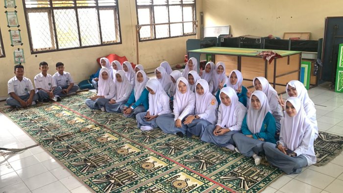 MAN 1 Bungo Gelar Seleksi OSN di Laboratorium Bahasa