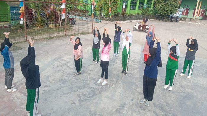 TIM VOLI MAN 1 BUNGO SIAPKAN MENTAL, FISIK, DAN STRATEGI JELANG LAGA PERSAHABATAN DENGAN SMKN 6 BUNGO