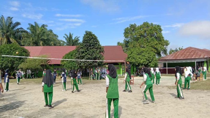 XII IPA 1 lolos semi final Voli Putri Porseni XI MAN 1 Bungo