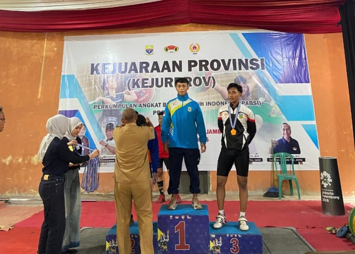 Kepala MAN 1 Bungo Apresiasi Ali Nafiah Raih Perak Kejurprov Angkat Besi