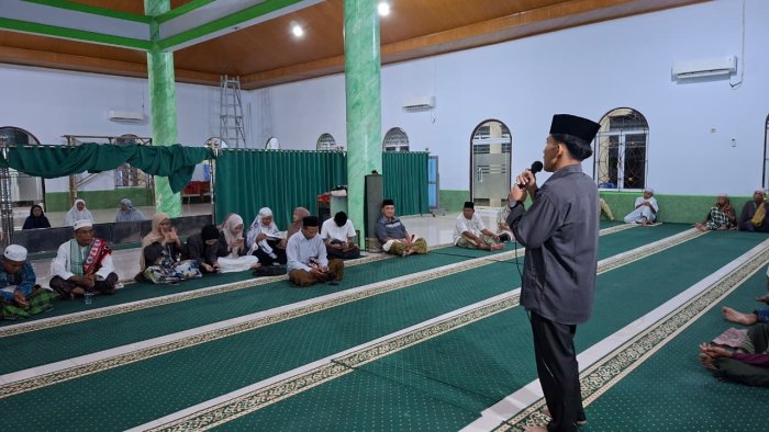ROHIS MAN 1 Bungo Gelar Kultum Ramadhan di Masjid Suka Jaya