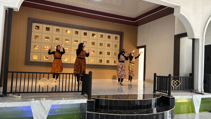 Siswa MAN 1 Bungo Tampilkan Tari Terbaik di Ujian Seni Budaya