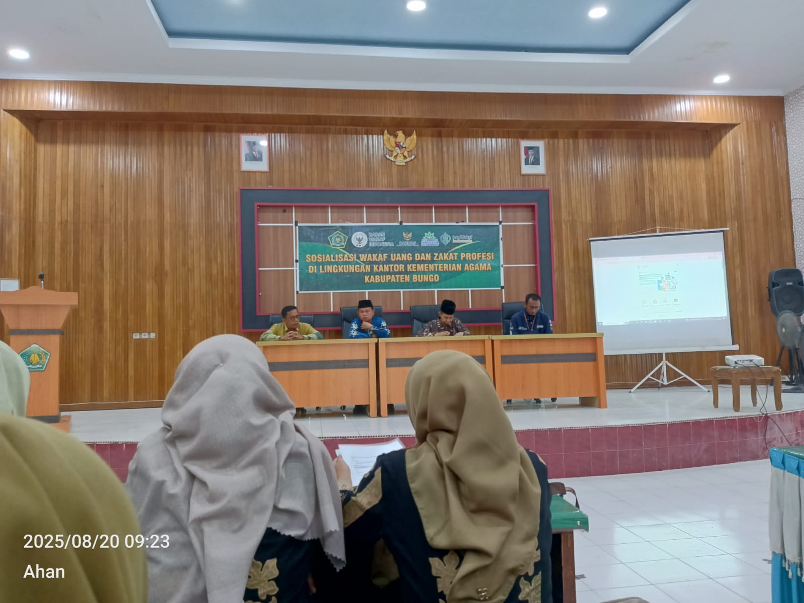ASN P3K MAN 1 Bungo Hadiri Sosialisasi Wakaf Uang dan Zakat Profesi di Kantor Kemenag