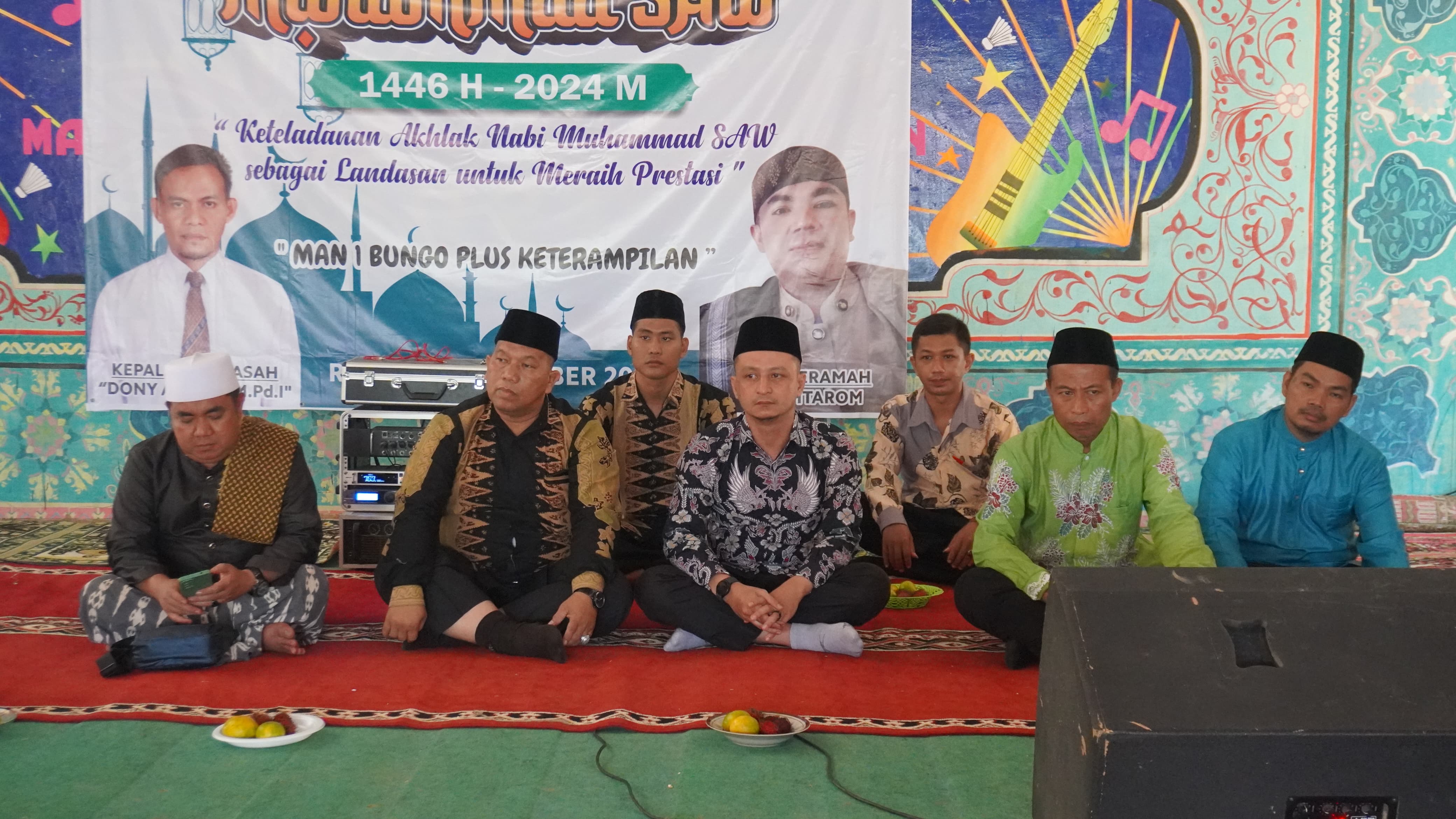 ROHIS MAN 1 BUNGO PLUS KETERAMPILAN PERINGATI MAULID NABIÂ MUHAMMADÂ SAW