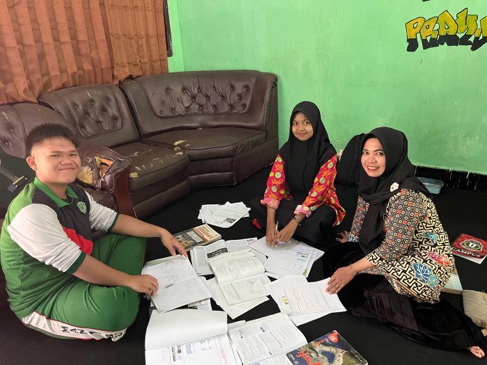 Peran Guru Pembimbing di Balik Sukses Siswa MAN 1 Bungo