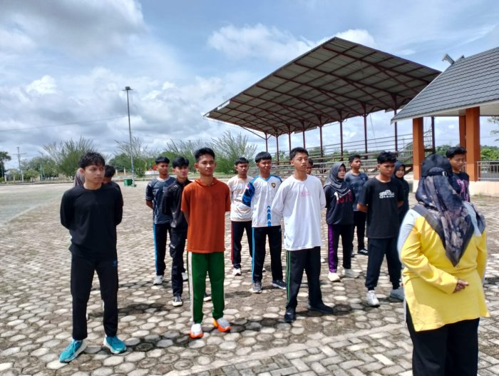 Pembina Paskibraka MAN 1 Bungo Tetap Bimbing Siswa Saat Libur