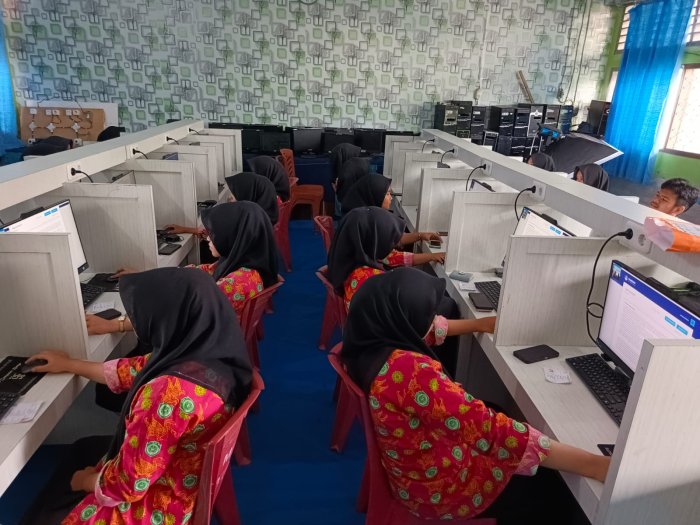 MAN 1 Bungo Laksanakan TKA Gelombang Kedua dengan Sistem Digital