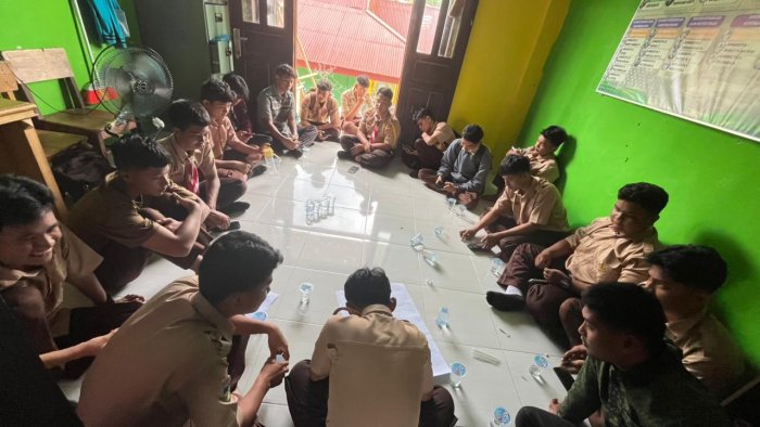 Ezra dan Davva Pimpin OSIM MAN 1 Bungo dengan Solid