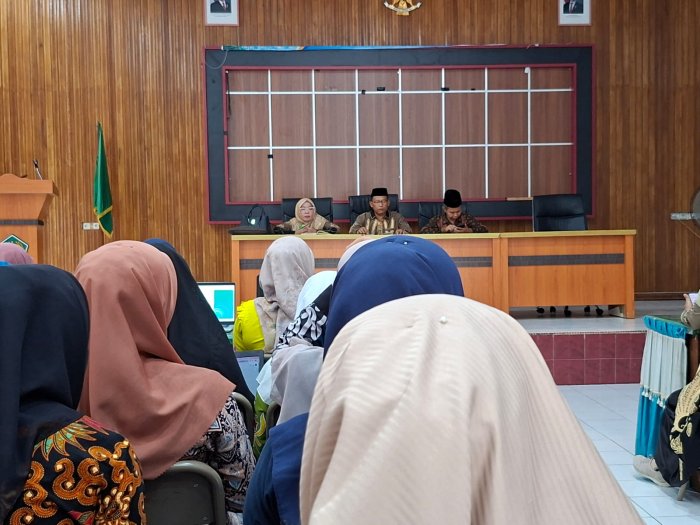 Wakamad dan Operator MAN 1 Bungo Ikuti Sosialisasi MAGIS