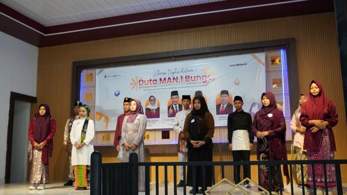 Meriah, Grand Final MANSAFEST 5.0 Lahirkan Duta-Duta Terbaik MAN 1 Bungo 2026 Meriah, Grand Final MANSAFEST 5.0 Lahirkan Duta-Duta Terbaik MAN 1 Bungo 2026
