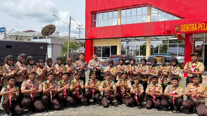 Pos 3 di Polres Bungo, Pramuka Penegak MAN 1 Bungo Perkuat Wawasan Kedisiplinan dan Ketertiban