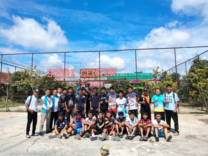 Tim Voli MAN 1 Bungo dan SMKN 4 Gelar Laga Persahabatan