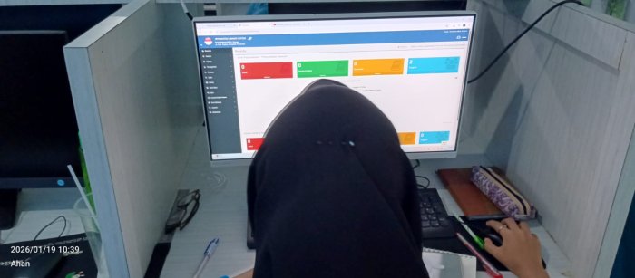 Siswa Kelas XII Multimedia MAN 1 Bungo Laksanakan Digitalisasi Perpustakaan dengan Aplikasi Inislite