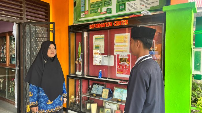 MAN 1 Bungo Gelar Upacara Khidmat Peringati Hari Pahlawan