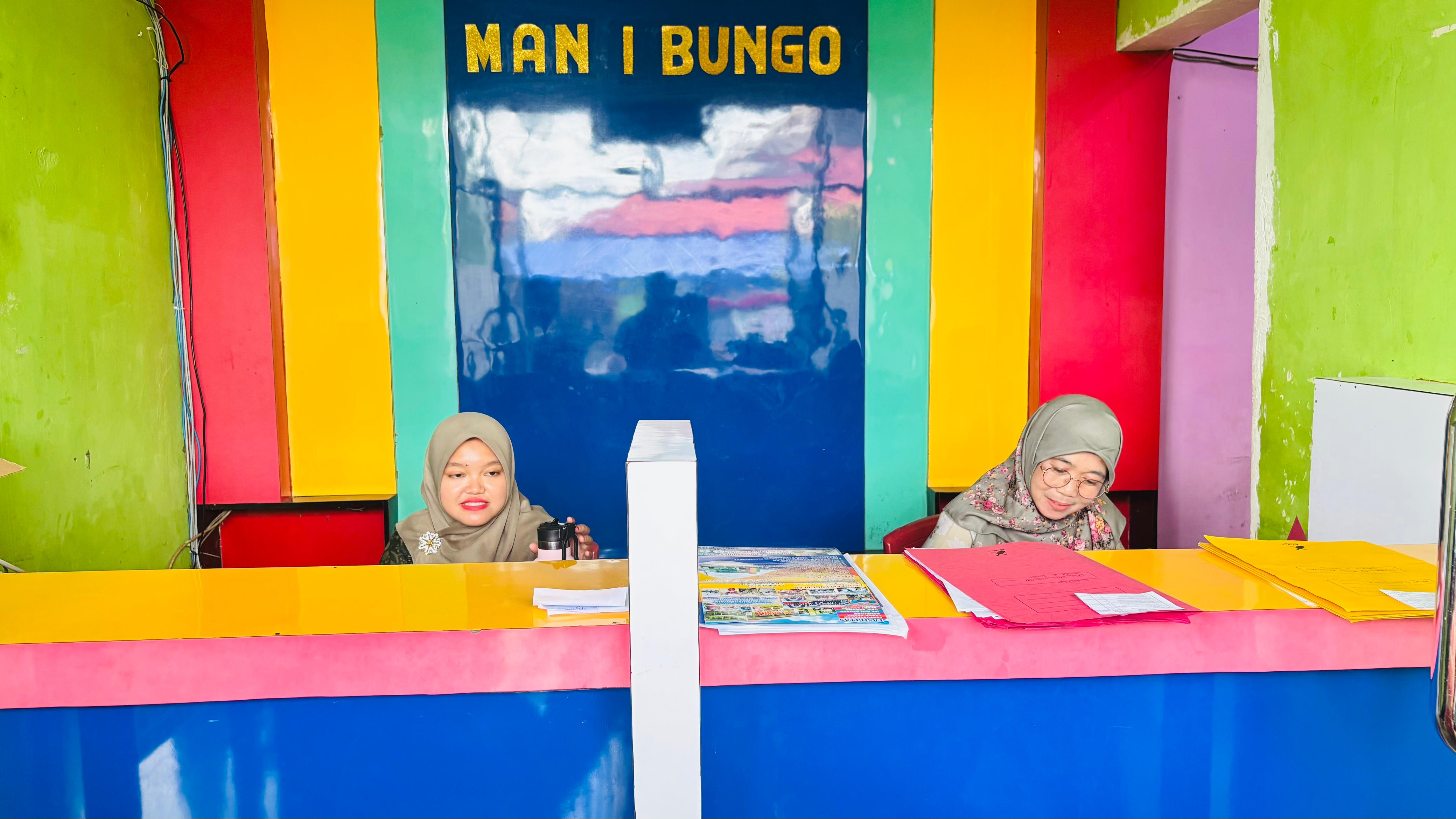 MAN 1 Bungo Buka Penyerahan Berkas PPDB 2025, Ratusan Siswa Antusias Daftar