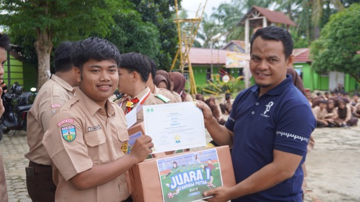 XII IPS 3 MAN 1 Bungo Raih Juara Sepak Takraw