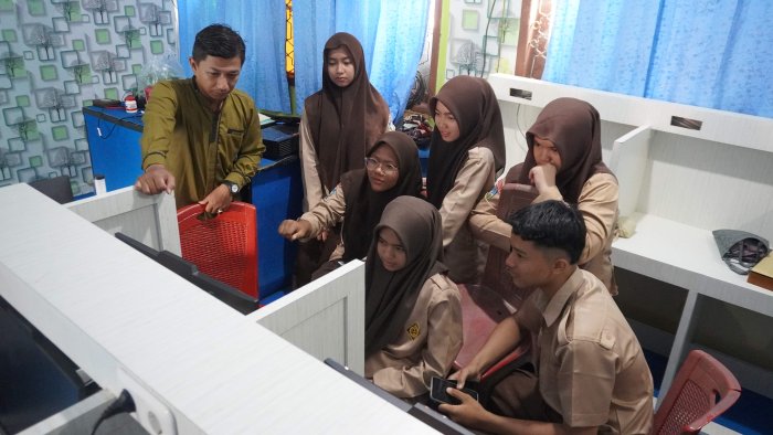 Siswa MAN 1 Bungo Ikuti Seleksi Olimpiade Provinsi