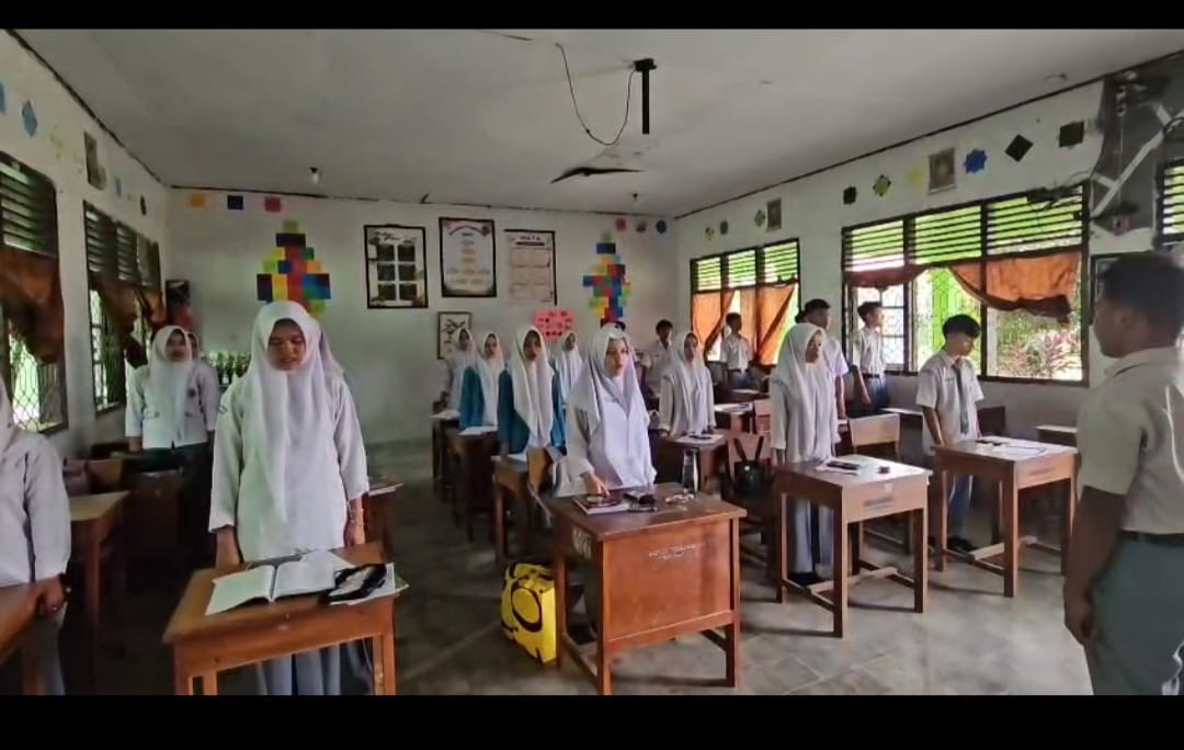 IMPLEMENTASIKAN NILAI -NILAI PANCASILA MELALUI KEGIATAN MENDENGARKAN NASKAHÂ PANCASILA