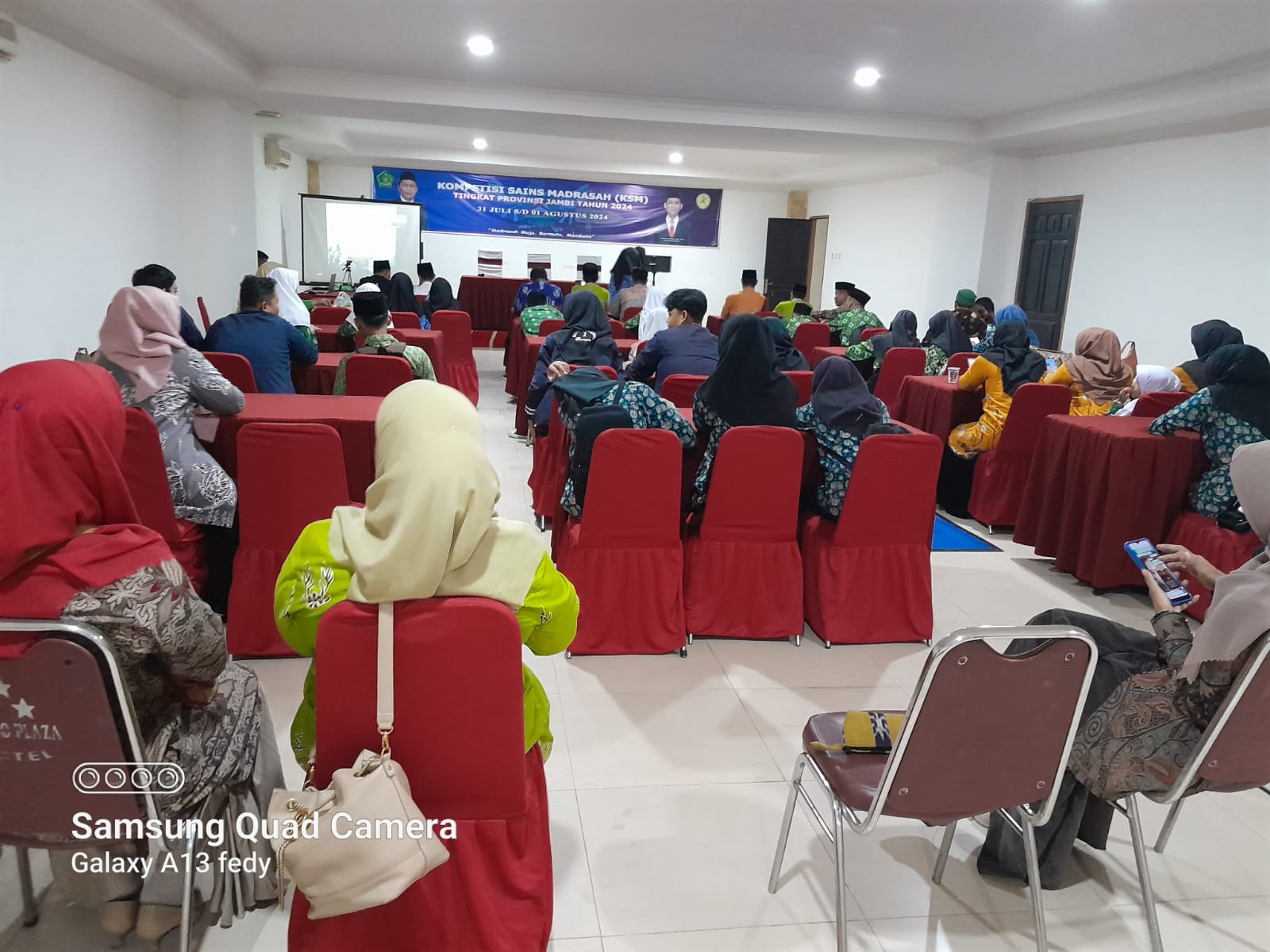 DIWAKILI WAKA AKADEMIK DAN KELEMBAGAAN HADIRI PEMBUKAAN KEGIATAN KSM TINGKAT PROVINSI JAMBI DIHOTELÂ BUNGOÂ PLAZA