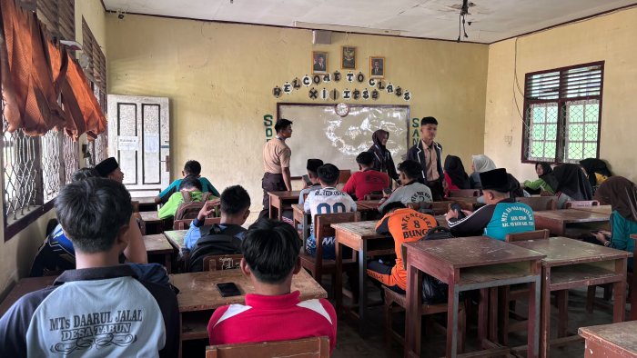 Kakak Barak OSIM MAN 1 Bungo Dampingi Pra-MATAMUDA