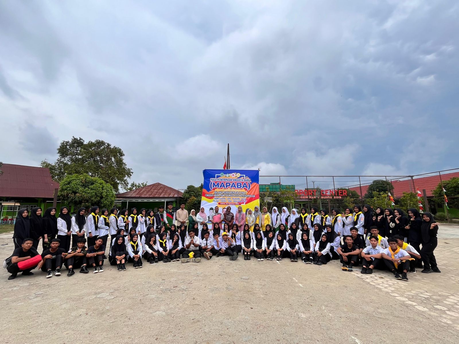 PMR MAN 1 BUNGO SUKSES SELENGGARAKAN PEMBUKAAN MASA PENERIMA ANGGOTA BARU (MAPABA) TAHUN 2025