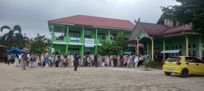 Orang Tua Siswa Baru MAN 1 Bungo Antusias Hadiri Rapat Komite Orang Tua Siswa Baru MAN 1 Bungo Antusias Hadiri Rapat Komite