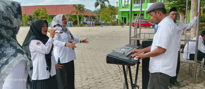 Harmoni Penuh Makna, Guru MAN 1 Bungo Kolaborasi Musik Jelang Hari Guru Nasional
