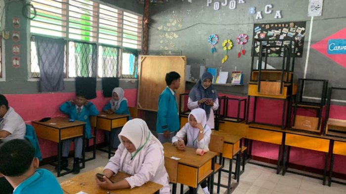 Hari Kedua UMBK di MAN 1 Bungo Berjalan Lancar