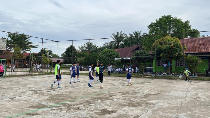 Duel Sengit XII IPA vs XII IPS 3 di Porseni XI MAN 1 Bungo