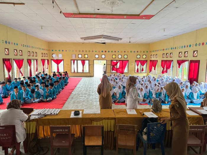 Pemeriksaan Gratis dan Edukasi Tablet Tambah Darah, Puskesmas Rimbo Tengah Hadir di MAN 1 Bungo