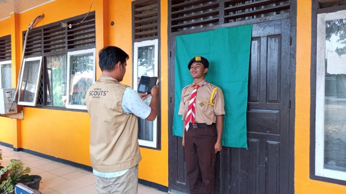 Gudep MAN 1 Bungo Gelar Sesi Foto KTA Nasional Pramuka