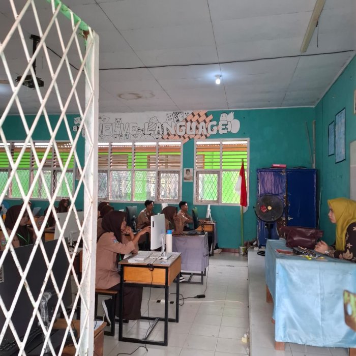 Hari Terakhir TKA Ruang 3 MAN 1 Bungo Berjalan Lancar dan Tertib