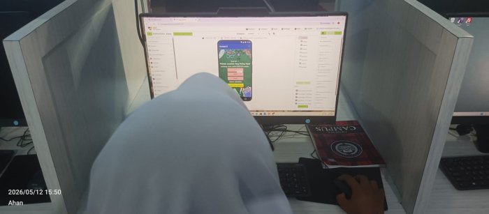 Siswi MAN 1 Bungo Kembangkan Aplikasi Android Sendiri