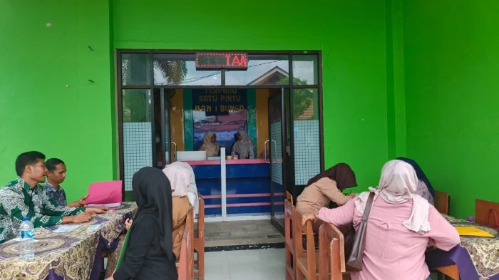 PTSP MAN 1 Bungo Maksimalkan Layanan Daftar Ulang PMB hingga 27 Juni 2026 PTSP MAN 1 Bungo Maksimalkan Layanan Daftar Ulang PMB hingga 27 Juni 2026