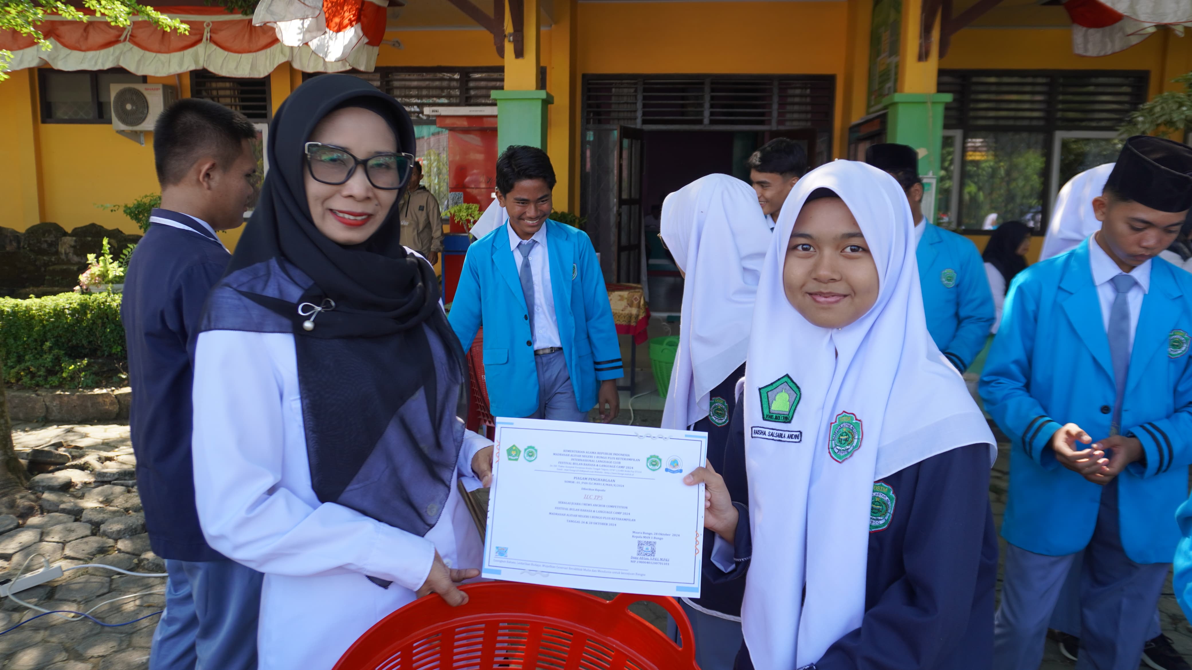 EKSKUL ILC MAN 1 BUNGO PLUS KETERAMPILAN LAKSANAKAN BERBAGAI MACAM LOMBA PADA PERINGATAN HARI SUMPAH PEMUDA KE-96Â TAHUNÂ 2024