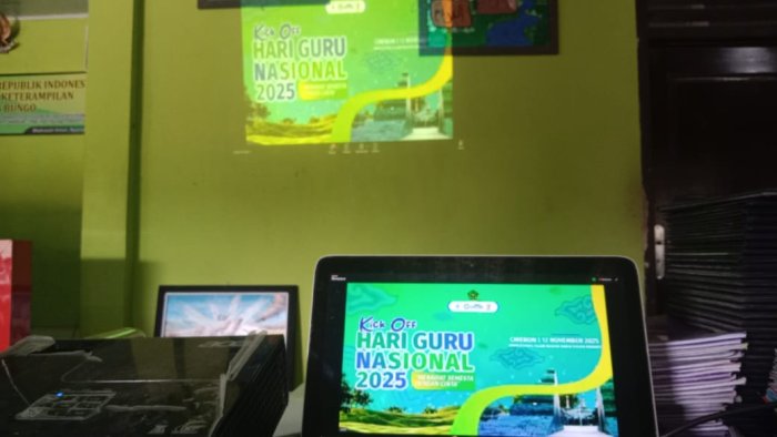 Pembina OSIM MAN 1 Bungo Hadiri Kick Off Hari Guru Nasional 2025