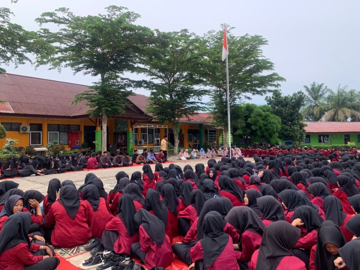 MAN 1 Bungo Gelar Yasinan dan Doa Bersama Jelang TKA dan OMI