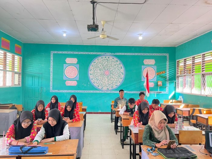 Siswa MAN 1 Bungo Ikuti Edukasi Pencegahan Terorisme Digital