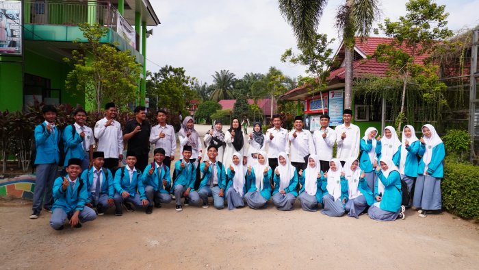 Majelis Guru MAN 1 Bungo Berkolaborasi dalam Produksi Video Pendek Gen Z